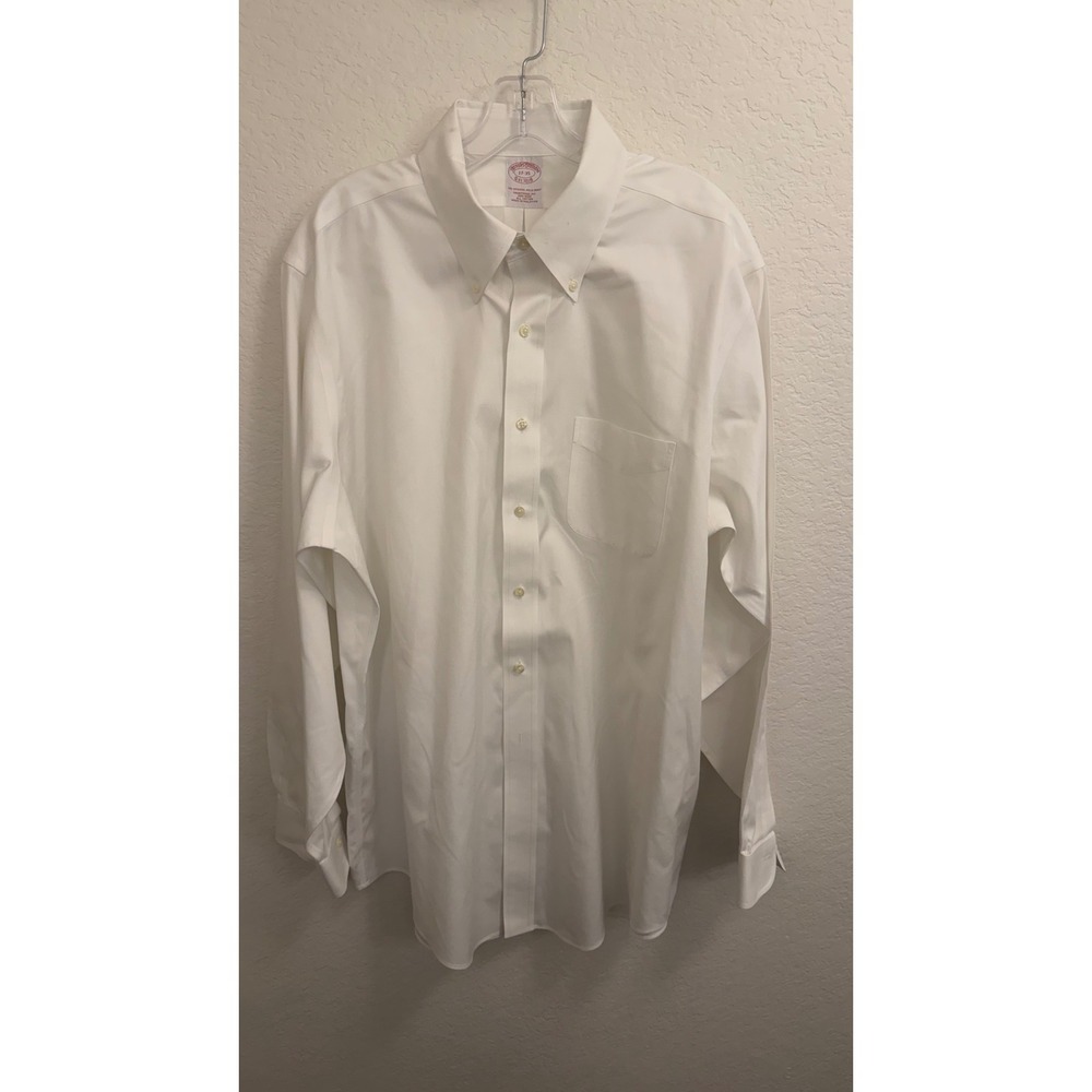 Brooks Brothers White Non-Iron Cotton Dress Shirt Traditional Fit 17-35 Monogram